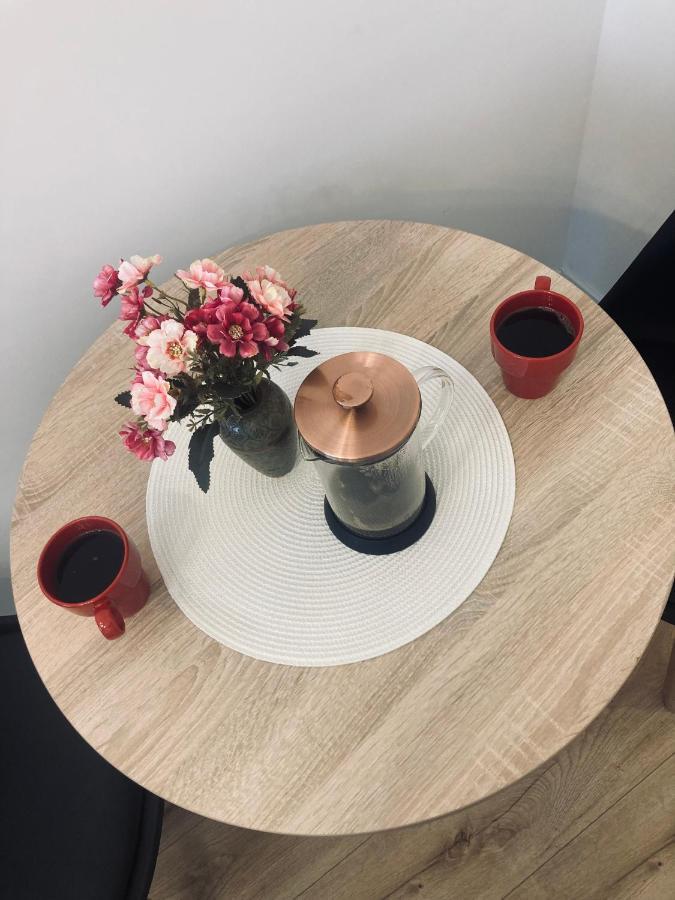 Apartament Lovely Space 제수프 외부 사진