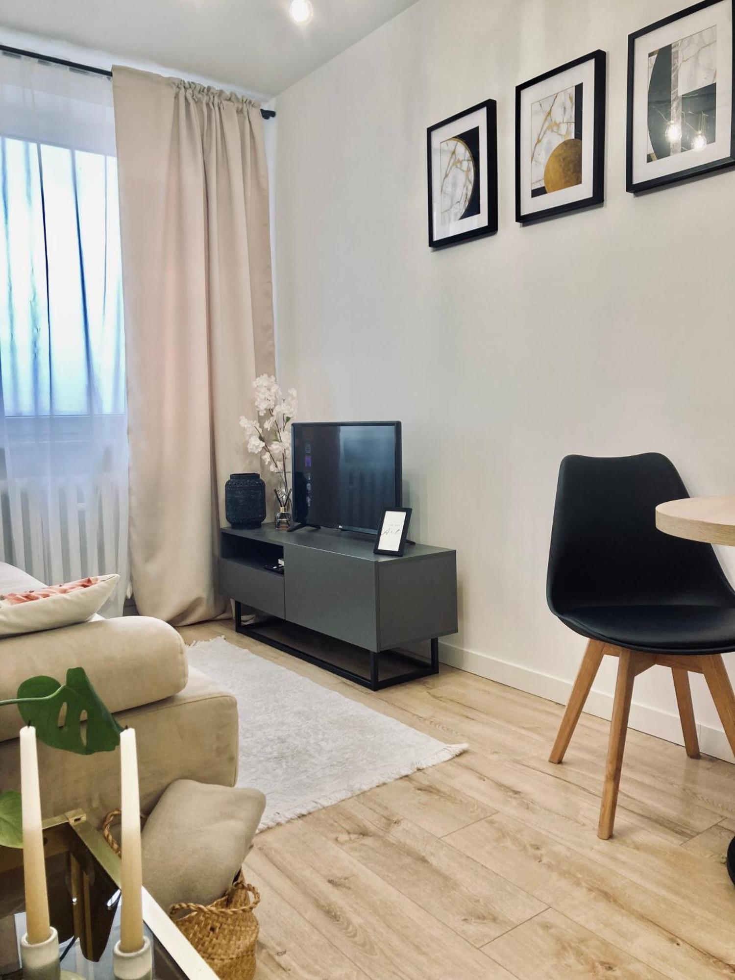 Apartament Lovely Space 제수프 외부 사진